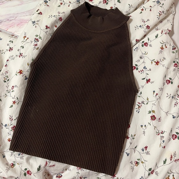 SCULT KNIT MOCKNECK HALTER TOP - Picture 2 of 4